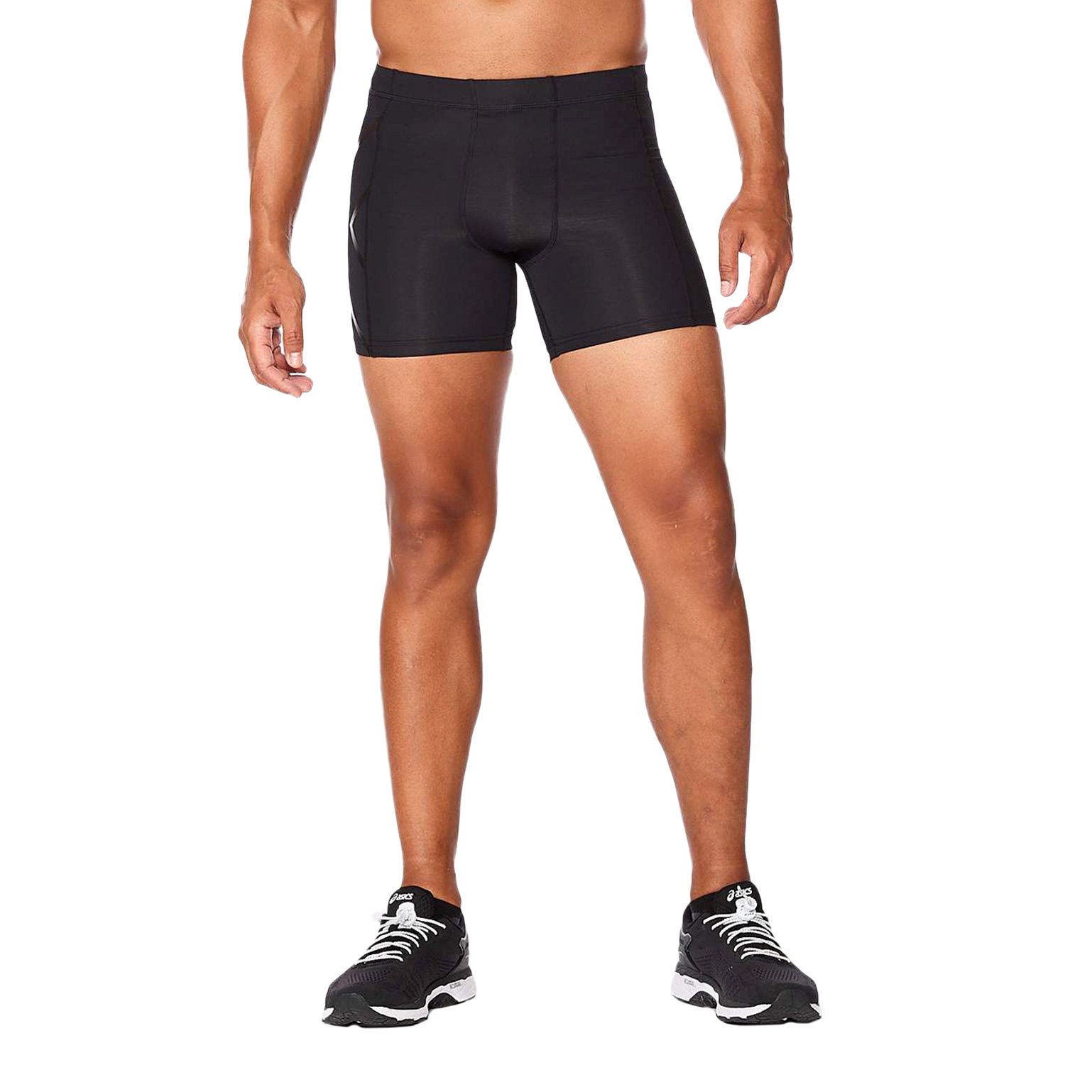 2XU® - Men's 1/2 Zip Compression Shorts