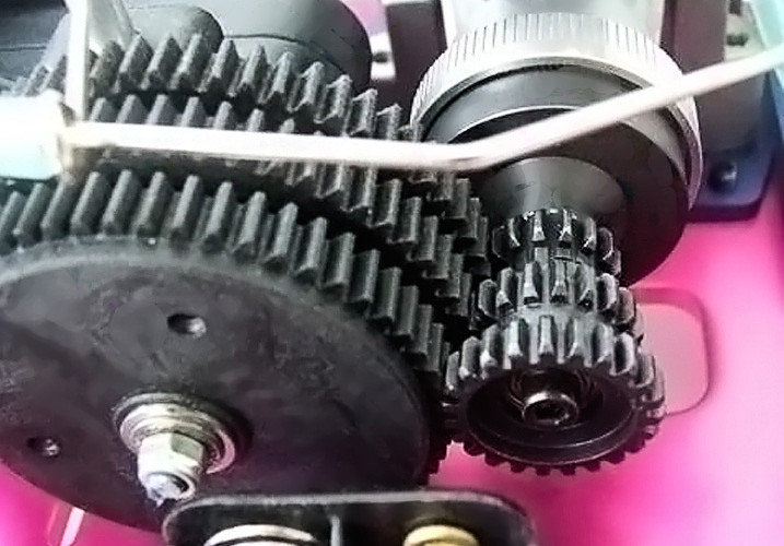 Higher-End RC Car With Gearbox With Multiple Speeds