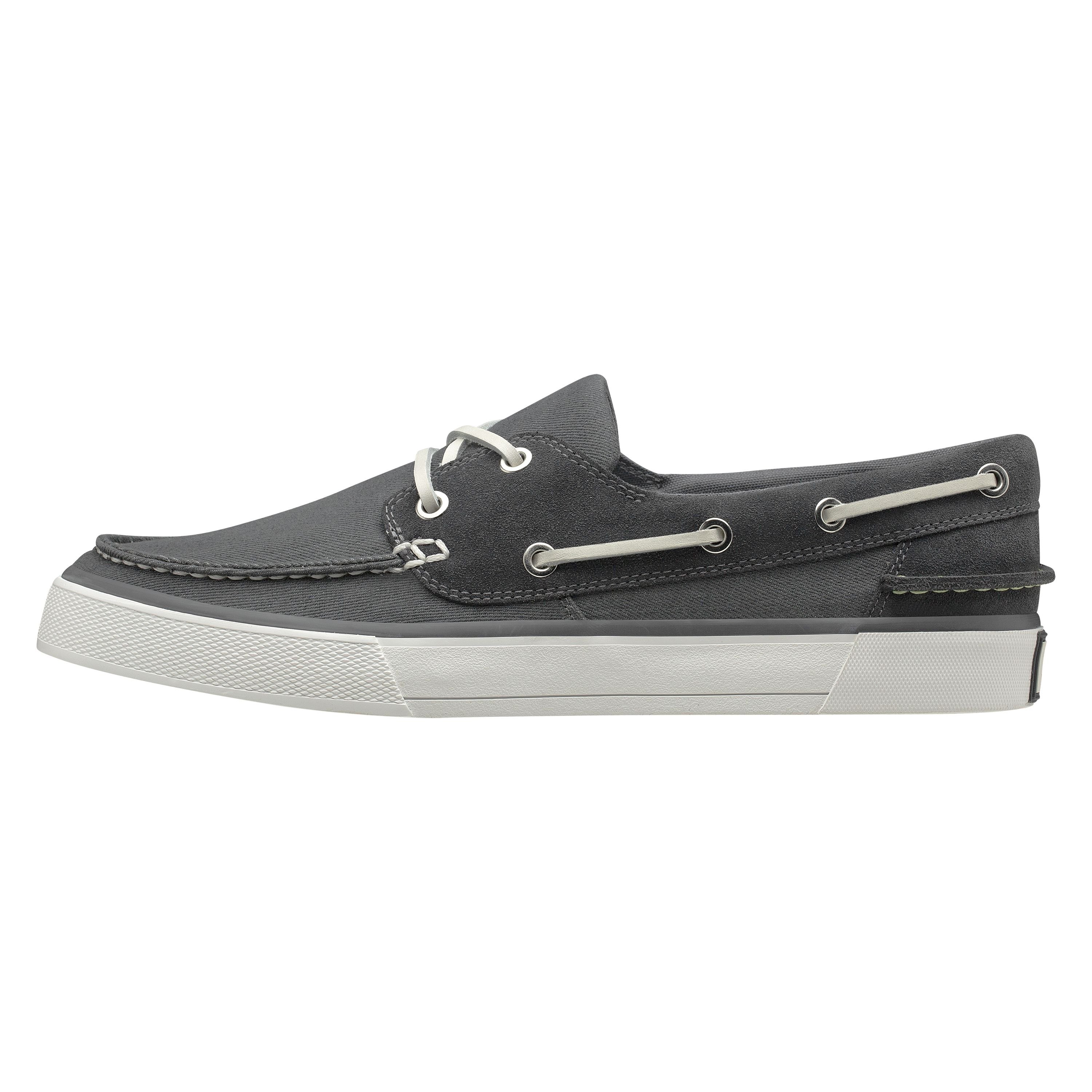 mens deck shoes size 8