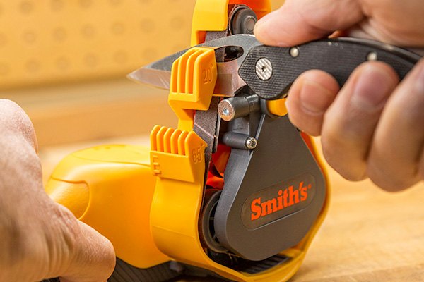 Smith's® 50933 - Knife/Scissor Electric Knife Sharpener